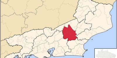 Зураг Нова Friburgo
